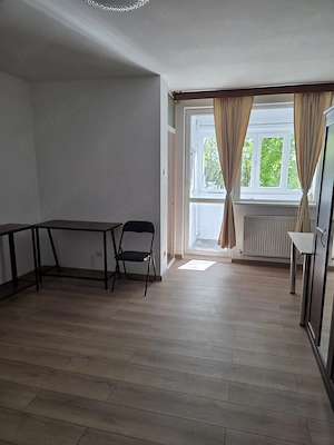 Garsonieră renovată de vânzare   Vitan, zona Stadion Olimpia   parter   28,30 mp + logie