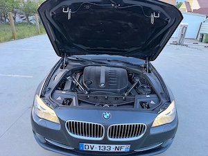 BMW 530 d F10 Diesel   Vând BMW Seria 5 F10, cutie manuală 6+1 trepte. Mașina este întreținută, func - imagine 5