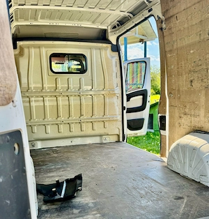 Peugeot Boxer 2.2 HDi L2H2 - 125000km - TVA Deductibil  - imagine 3