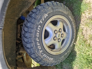 Anvelope off road R16 225 75 