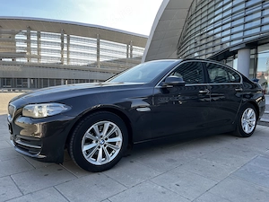 BMW seria 5 F10 520d - imagine 6