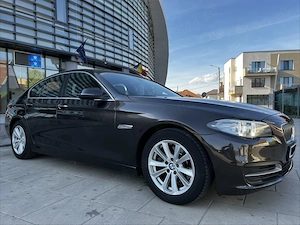 BMW seria 5 F10 520d - imagine 7