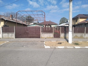 Casa la curte in orasul Oltenita - imagine 4