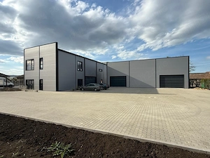 Hale industriale 500 + 200mp | Acces TIR | 2km de nod autostrada
