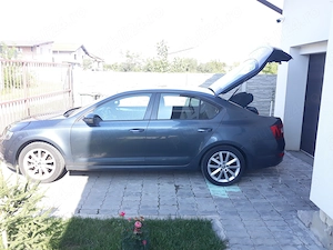 Vând Skoda Octavia 3, 2014, diesel 2.0, 150 PS, 150000 km, achiziționată de la Porsche Timișoara - imagine 5