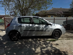 Renault Clio lll 1.2 Benzina Face Lift 2009 - imagine 4