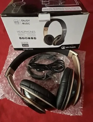 Vând căști wireless 6S