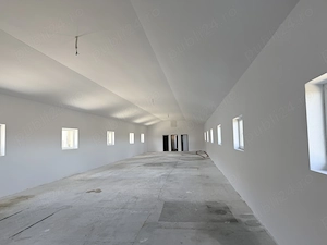 Hală de închiriat 375 mp + curte 1400 mp | acces DJ119 | 5 min centura Bacău | renovată - imagine 8