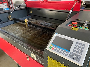 Gravator Laser CO2 900x600, Tub 100w, Ruida controller