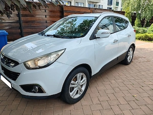 Hyundai ix35 an fabricație 2011 .