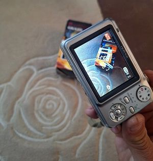 Camera aparat foto digital Fujifilm FinePix A820 cu defect
