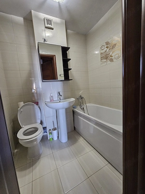 PROPRIETAR. Închiriez apartament 2 camere Râul Doamnei - Drumul Taberei - imagine 5