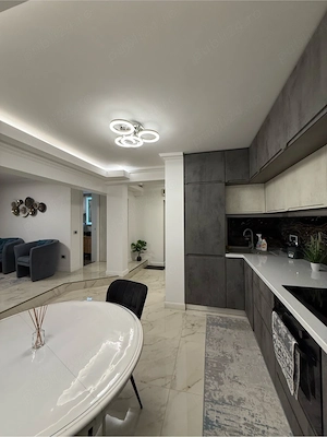 Apartament premium de închiriat   Bd. Decebal | vedere superbă - imagine 7