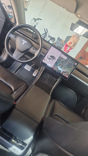 tesla model 3 Long range - imagine 6
