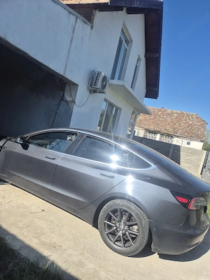 tesla model 3 Long range - imagine 2