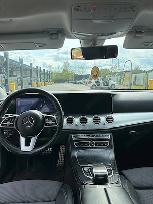 Mercedes W213 E class 2019 break negru - imagine 3