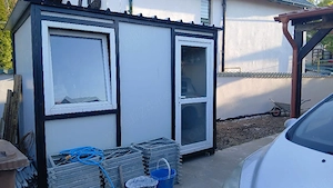 Vand container