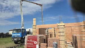 Angajez muncitori pt constructii case la rosu - imagine 3