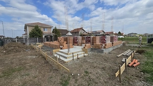 Angajez muncitori pt constructii case la rosu - imagine 2