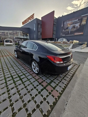 Opel Insignia - imagine 2