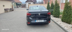Vând Dacia Logan 3 în stare perfectă, toate reviziile la reprezentanță, 96.000 km. - imagine 2