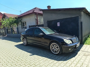 Vând Mercedes C220  - imagine 2