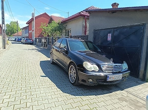 Vând Mercedes C220  - imagine 3