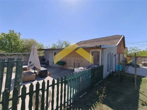 Casa la sol de vanzare in orasul Csanádpalota, Ungaria - imagine 12