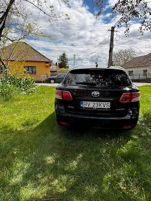 Toyota Avensis T27
