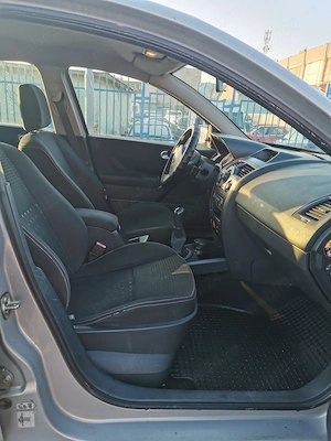 Renault Megane II - imagine 10