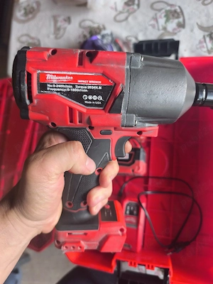 Milwaukee impact M18