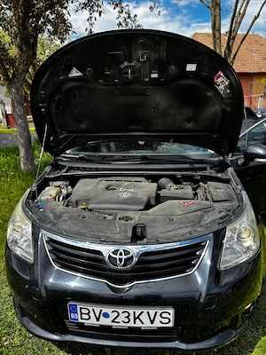 Toyota Avensis T27 - imagine 6