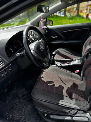 Toyota Avensis T27 - imagine 7