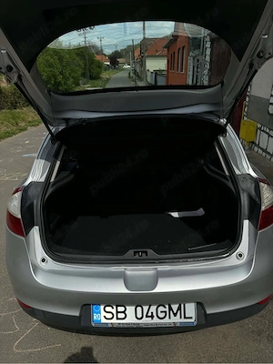 Vând Renault Megane 3 Hatchback 1.6 Benzină - imagine 3