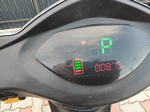  Triciclo Volta electric 5000 lei neg.