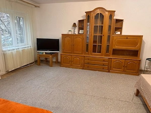 Proprietar, închiriez garsoniera cu contract Anaf _ zona Sineasca