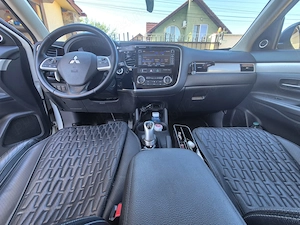 Mitsubishi Outlander Hybrid - imagine 3