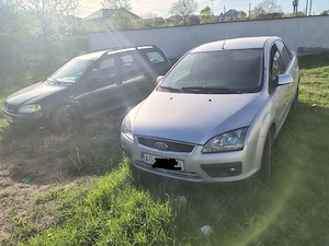vand sau schimb cu papaglai sau si altele 