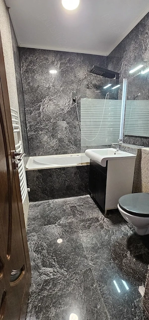 Vând Apartament 2 Camere - Zona Micalaca - imagine 5