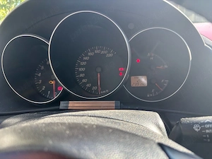 mazda 3 de vanzare, motor defect - imagine 3