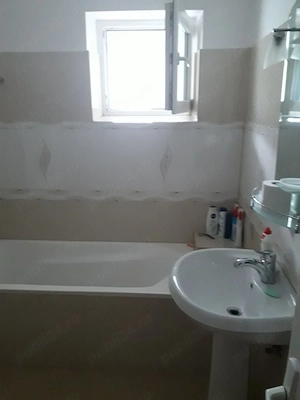 Vand apartament 3 camere 