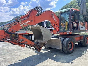 Excavator pe roti Volvo EW 160 C - imagine 4