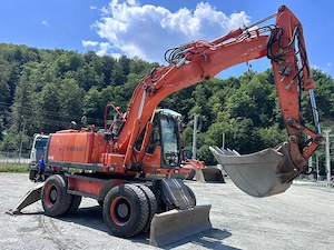 Excavator pe roti Volvo EW 160 C - imagine 2