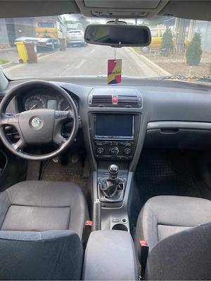 vand skoda octavia 2 - imagine 2