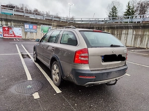 Skoda Octavia Scout 4x4  - imagine 4