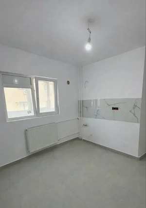 Apartament 2 camere in zona Vitan (fostul Prosper) pretabil spatiu comercial   locuit - imagine 2