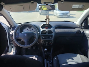 Peugeot 206, 1,1 benzina - imagine 3