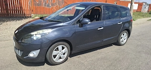 Renault Scenic 3 2011