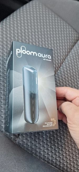 vand ploom aura jet black