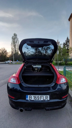 Volvo C30 cu trapă, 2012, stare perfecta de functionare, aflata in circulatie. - imagine 3